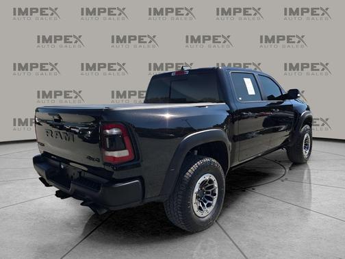 Diamond Black Crystal Pearlcoat 2022 RAM 1500 TRX