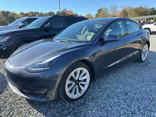 2022 Tesla Model 3 Long Range
