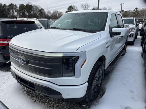 2022 Ford F-150 Lightning LARIAT