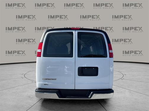 2023 Chevrolet Express 2500 RWD 2500 Regular Wheelbase WT