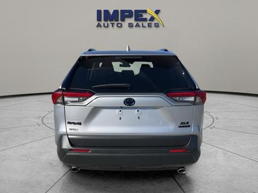 2024 Toyota RAV4 Hybrid XLE Premium