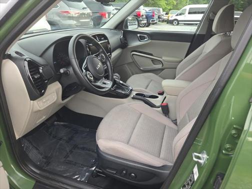 2022 Kia Soul EX
