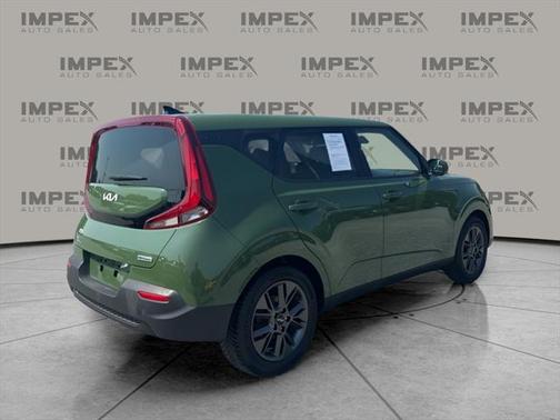 2022 Kia Soul EX