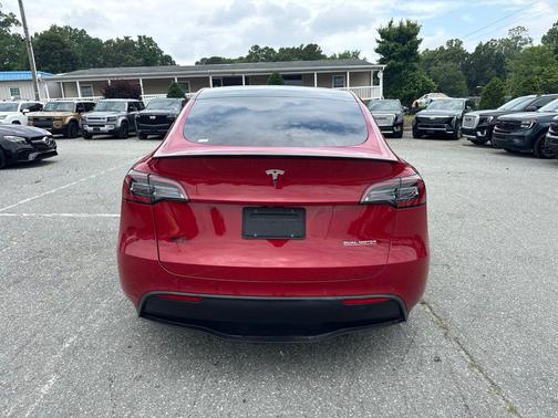 Red Multi-Coat 2022 Tesla Model Y Performance Dual Motor All-Wheel Drive