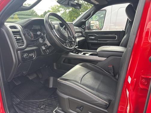 2021 RAM 2500 Laramie Mega Cab 4x4 6'4' Box