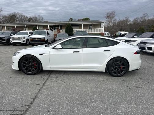 2021 Tesla Model S Plaid