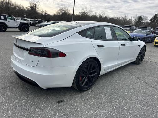 2021 Tesla Model S Plaid