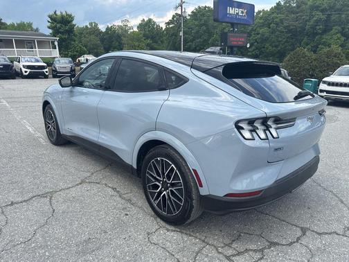 GLACIER GRAY MET TRI-COAT 2026 Ford Mustang Mach-E Premium