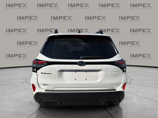 Crystal White Pearl 2025 Subaru Forester Limited