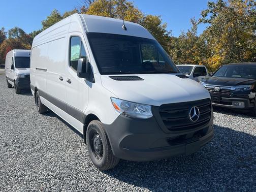 2025 Mercedes-Benz Sprinter 2500 High Roof