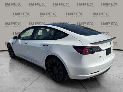 2023 Tesla Model 3 Performance