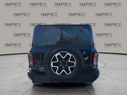 2025 Ford Bronco Outer Banks