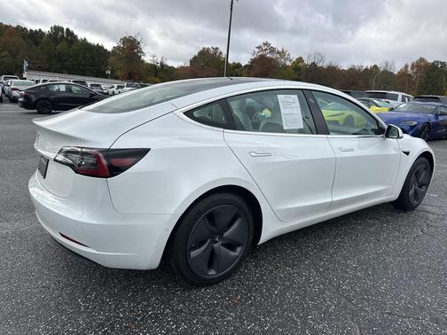 2020 Tesla Model 3 Standard Range Plus