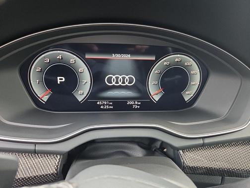 White 2022 Audi SQ5 3.0T Premium Plus