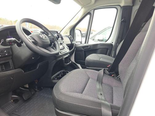 2025 RAM ProMaster 2500 Tradesman