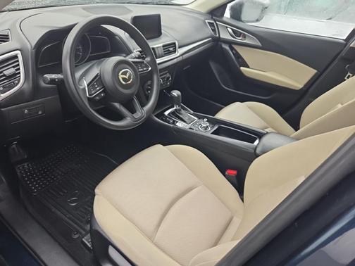 2017 Mazda Mazda3 Sport