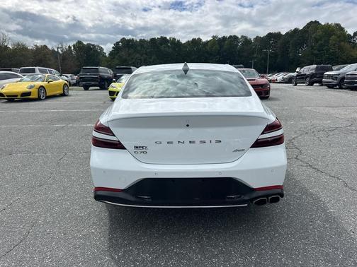 2023 Genesis G70 2.0T AWD