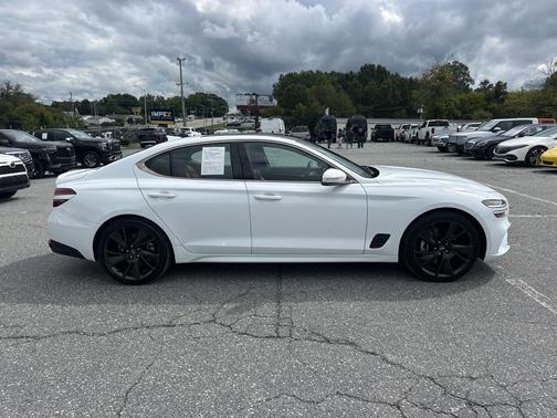 2023 Genesis G70 2.0T AWD