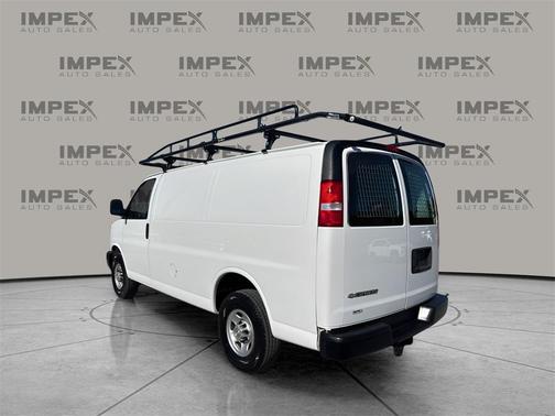 2020 Chevrolet Express 2500 RWD 2500 Regular Wheelbase WT