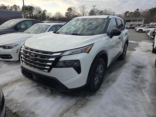 2024 Nissan Rogue S