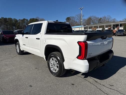 2023 Toyota Tundra SR5