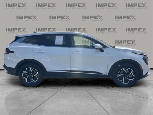 2024 Kia Sportage LX