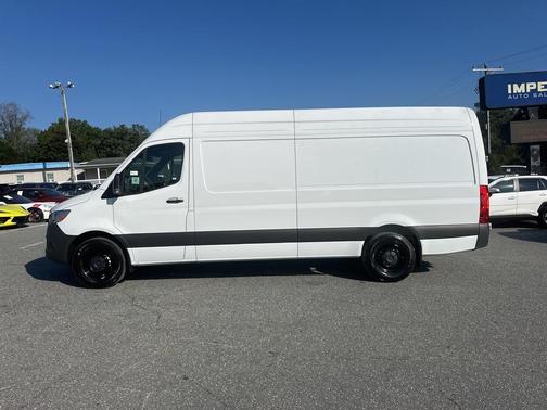 2025 Mercedes-Benz Sprinter 2500 High Roof