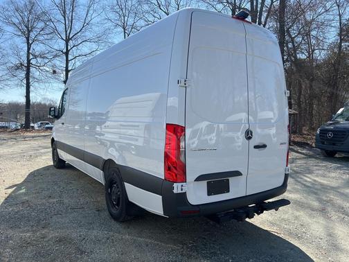 2025 Mercedes-Benz Sprinter 2500 High Roof
