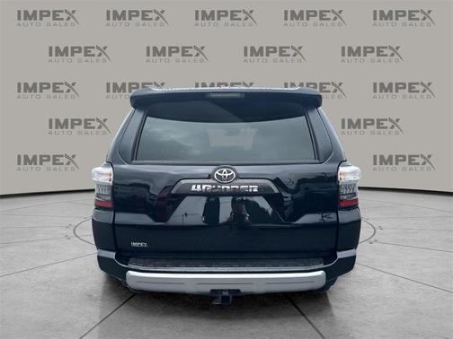 2024 Toyota 4Runner TRD Off Road
