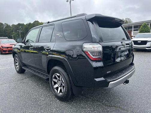 2024 Toyota 4Runner TRD Off Road