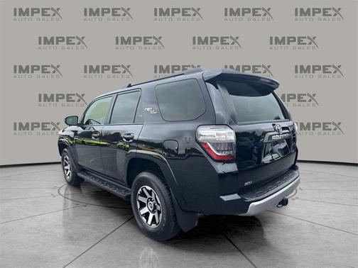 2024 Toyota 4Runner TRD Off Road