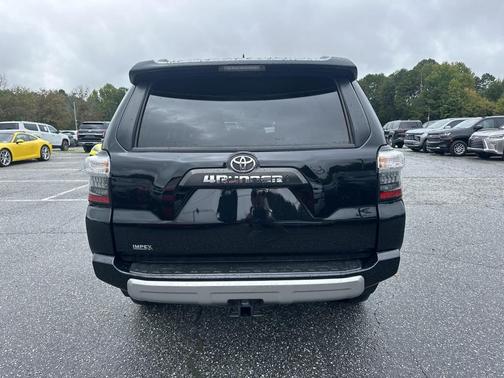 2024 Toyota 4Runner TRD Off Road