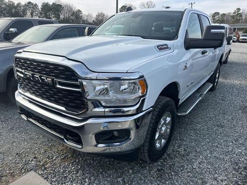 2024 RAM 2500 Big Horn Crew Cab 4x4 6'4' Box