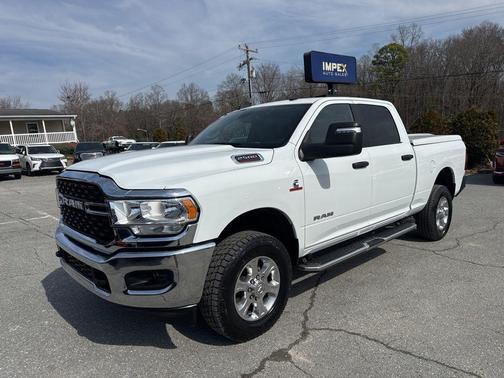 2024 RAM 2500 Big Horn Crew Cab 4x4 6'4' Box
