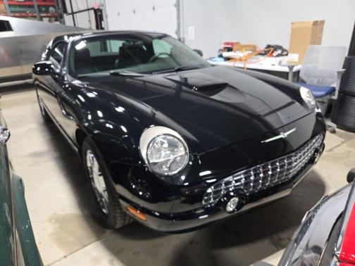 2002 Ford Thunderbird Base