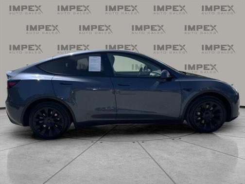 2024 Tesla Model Y Long Range Dual Motor All-Wheel Drive