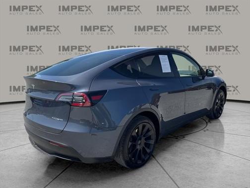 2024 Tesla Model Y Long Range Dual Motor All-Wheel Drive