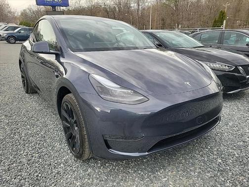 2024 Tesla Model Y Long Range Dual Motor All-Wheel Drive