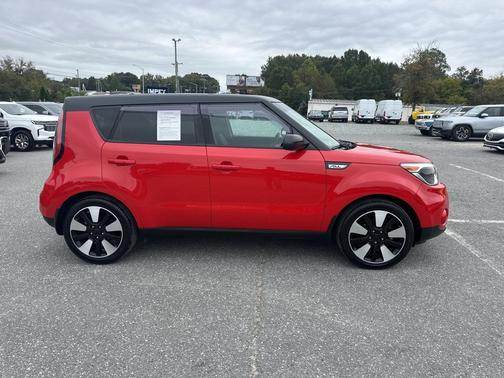 2017 Kia Soul +