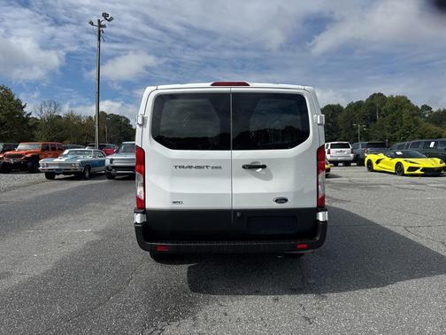 2023 Ford Transit-250 Base