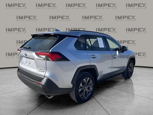 2022 Toyota RAV4 Hybrid XLE Premium