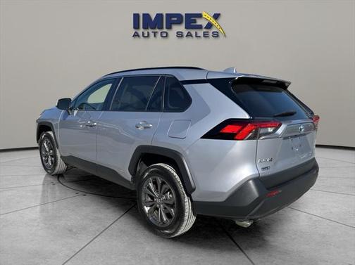 2022 Toyota RAV4 Hybrid XLE Premium