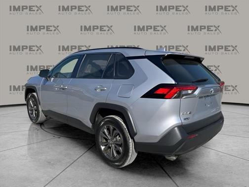 2022 Toyota RAV4 Hybrid XLE Premium