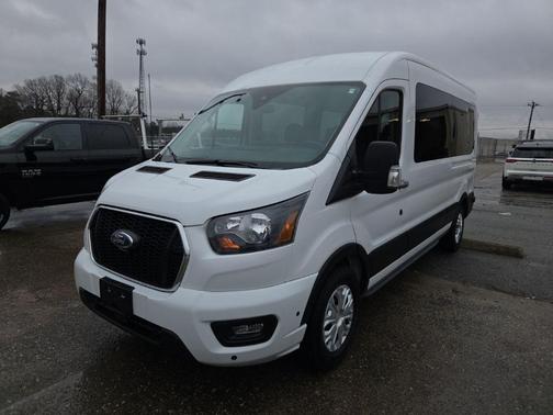 2024 Ford Transit-350 XLT