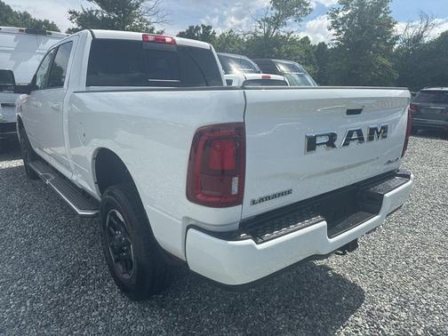 Bright White Clearcoat 2026 RAM 2500 Laramie Crew Cab 4x4 6'4' Box