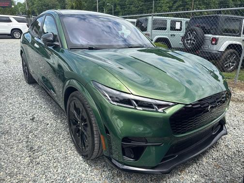 ERUPTION GREEN METALLIC 2025 Ford Mustang Mach-E GT