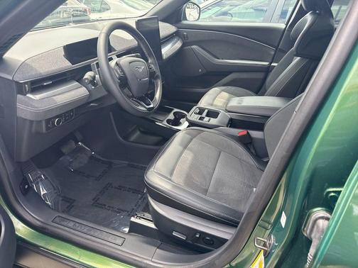 ERUPTION GREEN METALLIC 2025 Ford Mustang Mach-E GT
