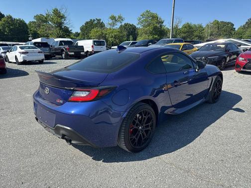 Trueno Blue 2025 Toyota GR86 Premium