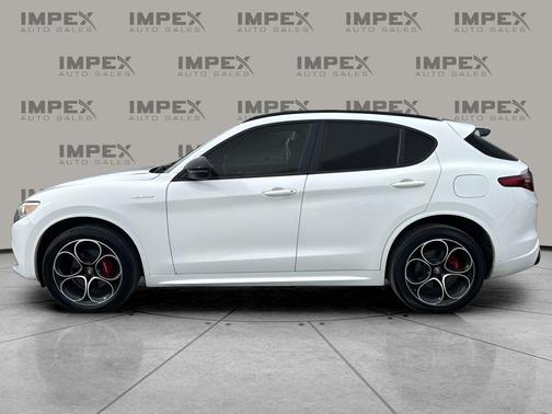 2022 Alfa Romeo Stelvio Ti