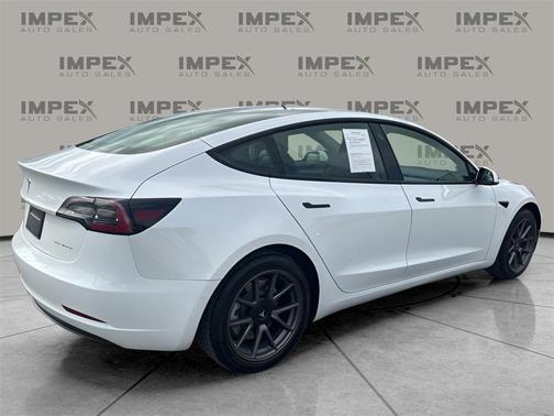 2022 Tesla Model 3 Long Range